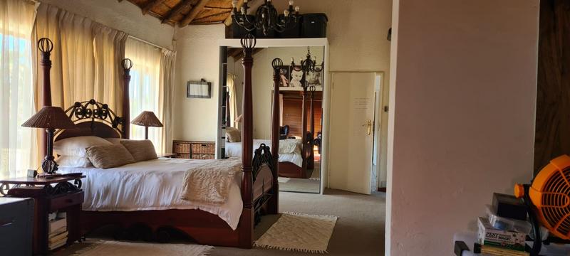 4 Bedroom Property for Sale in Hartbeespoort Rural North West